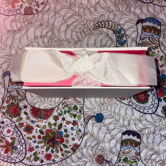 Stunning Vintage Victoria’s Secret Photo Album - Picture 9 of 10